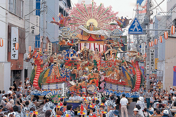 八戸三社大祭